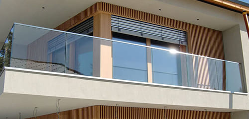 Светопрозрачные ограждения для балконов